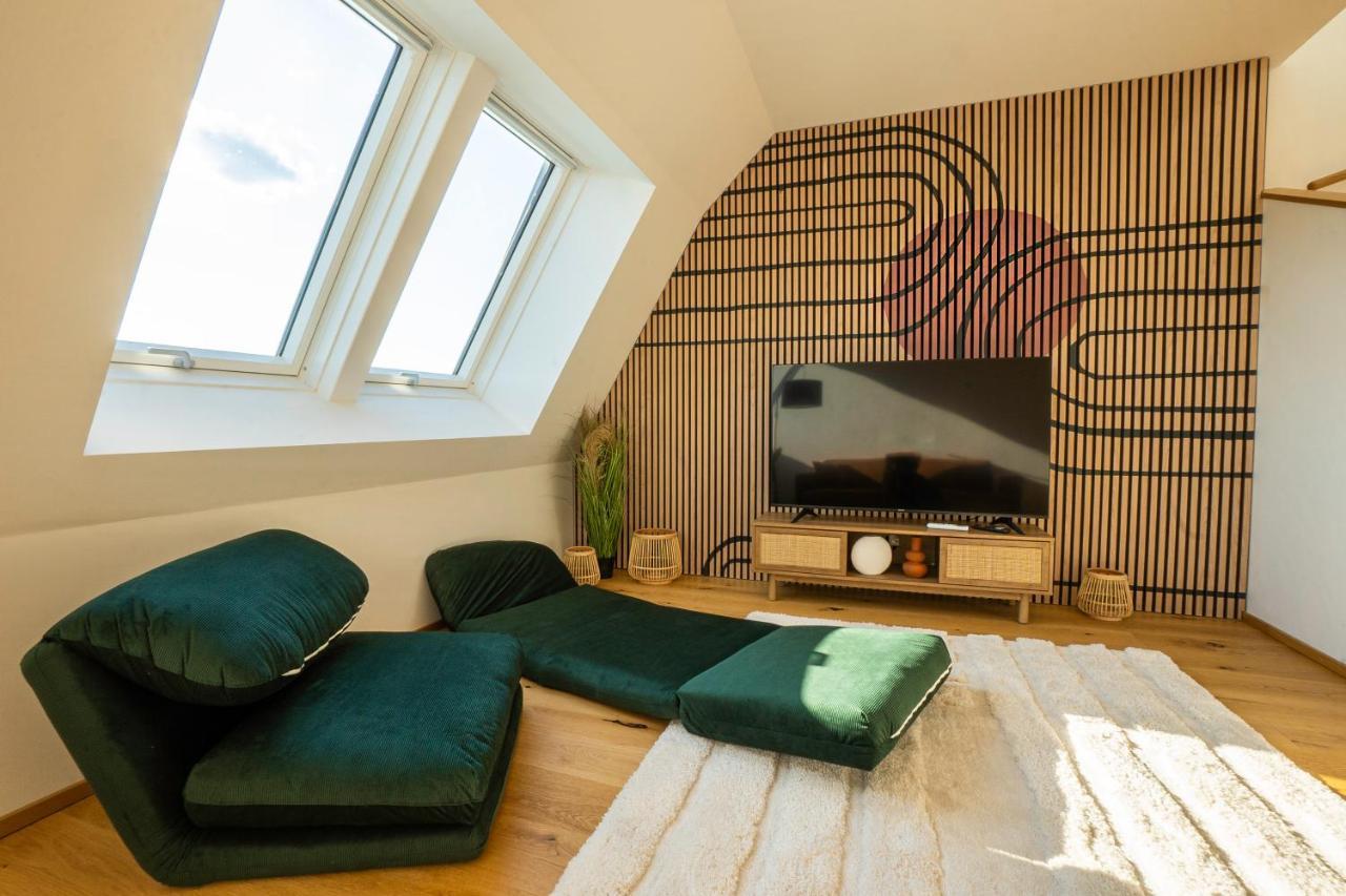 Orestaliving - Penthouse In 2Nd District With View Відень Екстер'єр фото